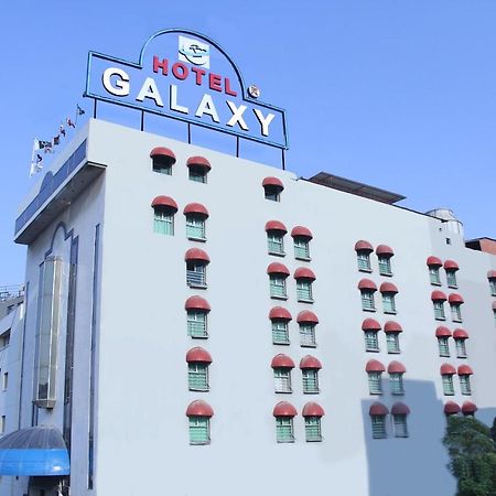 Hotel Galaxy การาจี ภายนอก รูปภาพ